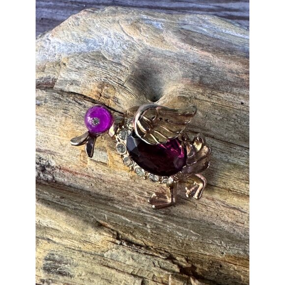 Vintage Gold-Tone Bird Brooch With Purple Rhinestones & Clear Accents - Picture 8 of 8